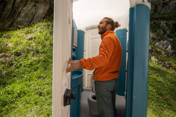 Portable bathroom rental in Lake Ridge, VA