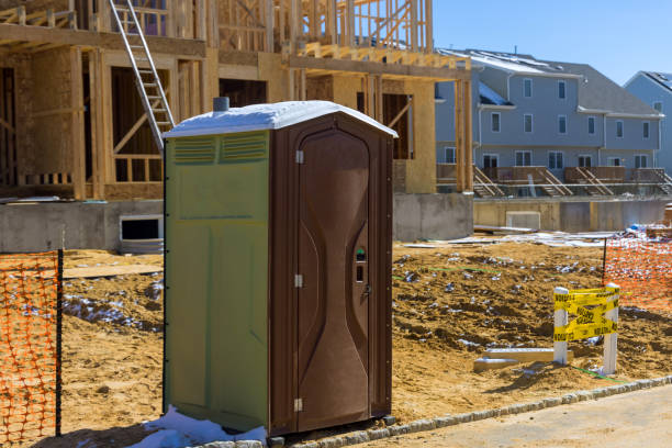 Affordable portable toilet rental in Lake Ridge, VA